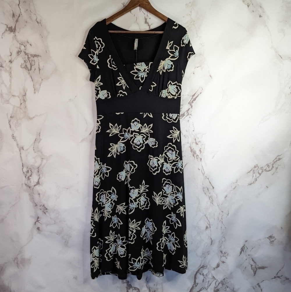 Hanna Andersson Black Short Sleeve Dress Knee Midi Floral Print Womens Small